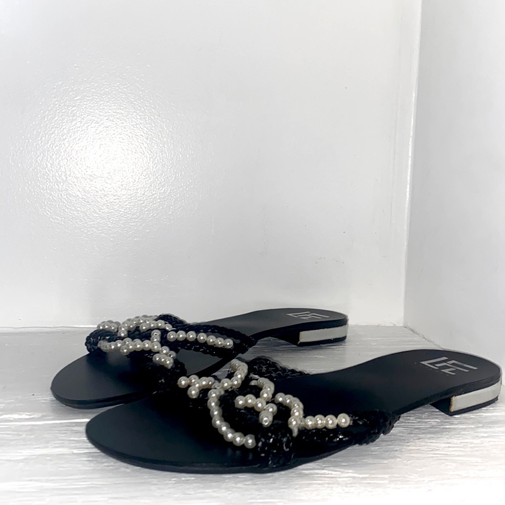 LF/ LIFE sandals
